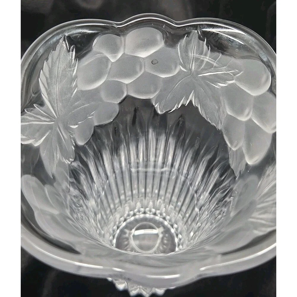 Mikasa Crystal Glass Vase Frosted Embossed Grape Vine Scalloped